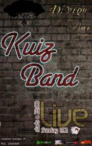 Οι Kuiz Band στο δέντρο στο bar