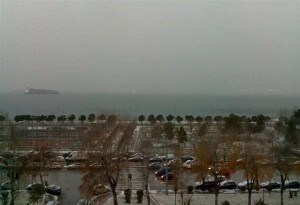 Χιονόπτωση και δριμύ ψύχος στη Θεσσαλονίκη.