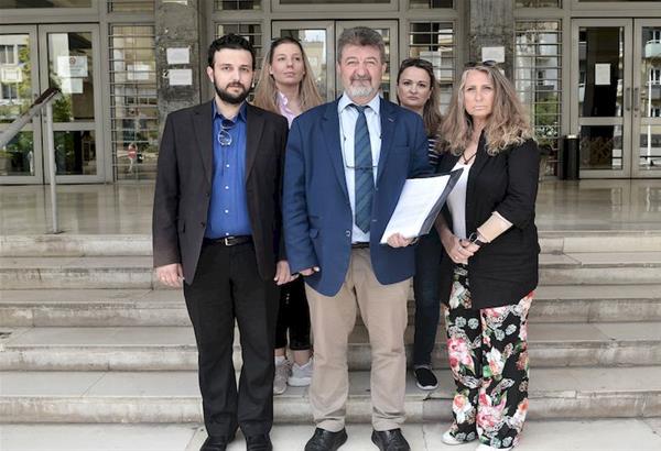 Μηνυτήρια αναφορά κατά παντός υπευθύνου κατέθεσε σήμερα στην Εισαγγελία Εφετών Θεσσαλονίκης ο δήμαρχος Νεάπολης-Συκεών Σίμος Δανιηλίδης