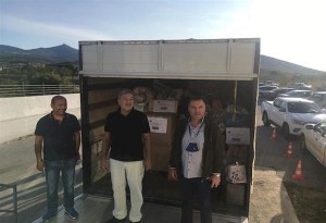 Τρεις τόνους ειδών πρώτης ανάγκης παρέδωσε στην Καρδίτσα ο δήμος Θέρμης