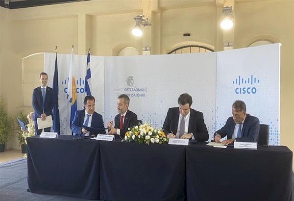 Θεσσαλονίκη: Υπογράφηκε το Μνημόνιο συνεργασίας με τη Cisco για το Διεθνές Κέντρο Επιτάχυνσης Ψηφιακού Μετασχηματισμού 