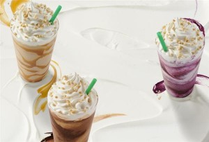 Αυτό το καλοκαίρι, ζήστε έντονα την κάθε σας στιγμή   με τα νέα Cheesecake Frappuccino® μόνο στα Starbucks!