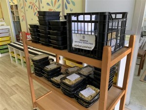 Δήμος Δέλτα: Σε Κύμινα και Μάλγαρα μοιράστηκαν μερίδες έτοιμου φαγητού