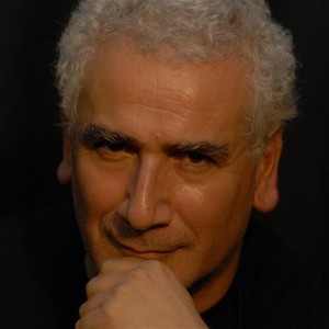 Δαμιανός Κωνσταντινίδης (σκηνοθέτης κωμωδίας μυστηρίου «Χερ Κόλπερτ») 