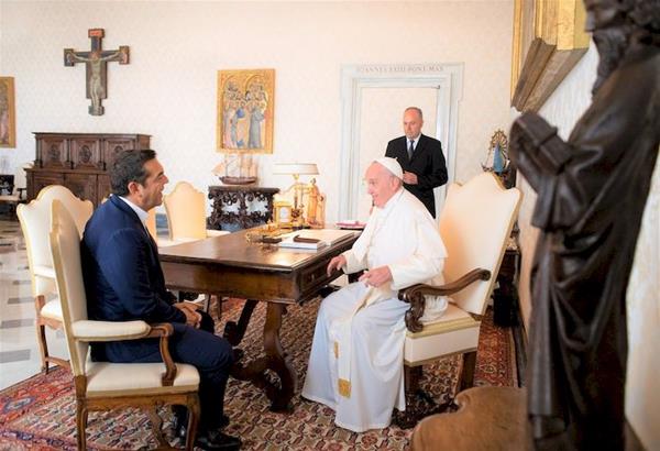 Με τον Πάπα Φραγκίσκο συναντήθηκε ο Τσίπρας στο Βατικανό