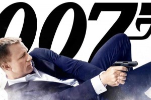 Λαμπερή πρεμιέρα για το νέο James Bond (video)