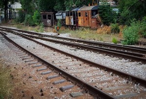 Λάρισα: Τρένο παρέσυρε αυτοκίνητο στο Κιλελέρ – Τραυματίστηκε ο οδηγός
