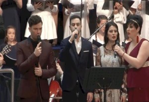 H Συμφωνική Ορχήστρα Νέων Ελλάδας τραγουδάει το Μακεδονία Ξακουστή και γίνεται Viral: Video
