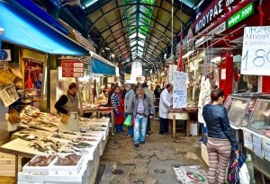 Έλεγχοι του ΕΦΕΤ στην Αγορά Βλάλη (Καπάνι) στην Θεσσαλονίκη. Καμπανάκι για την ασφάλεια των προϊόντων