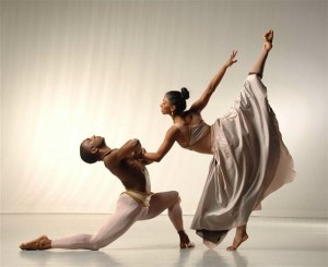 Δωρεάν 10 διπλές προσκλήσεις για Alvin Ailey American Dance Theatre