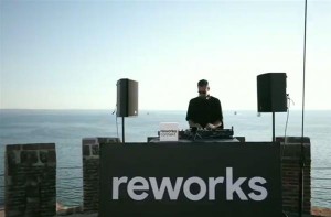 Θεσσαλονίκη: Ο Anastasios έγινε ο πρώτος DJ που έπαιξε στο Λευκό Πύργο
