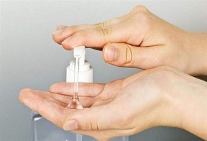 EΟΦ: Απαγόρευση διακίνησης - διάθεσης αντισηπτικού gel χεριών 