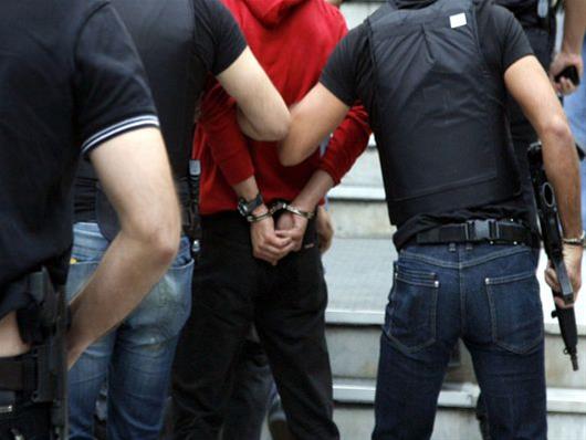 Ταυτοποιήθηκαν τρεις Ρουμάνοι και ένας Έλληνας που είχαν κατακλέψει σπίτια στη Χαλκιδική