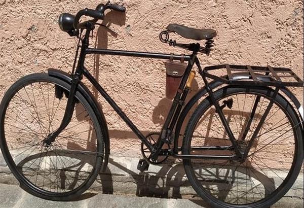 Θεσσαλονίκη: Λάτρης της Ιστορίας σώζει σπάνιο γερμανικό ποδήλατο της Βέρμαχτ από το χυτήριο