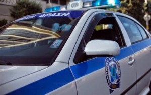 Η αστυνομία αναζητά τον οδηγό μικρού φορτηγού που παρέσυρε και εγκατέλειψε πεζή γυναίκα στην Τούμπα 