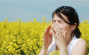 17 σπιτικές θεραπείες για τη βουλωμένη μύτη