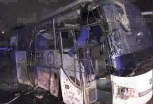 Κάϊρο: Τουλάχιστον 2 νεκροί και 10 τραυματίες από έκρηξη σε τουριστικό λεωφορείο
