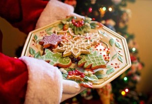 Εορταστικά μπισκότα που θα φέρουν το πνεύμα των Χριστουγέννων στην κουζίνα σας (βίντεο)