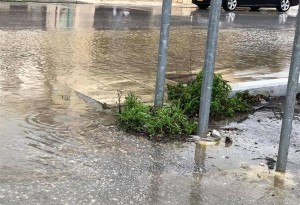 Κέρκυρα: Σφοδρή βροχή και χαλαζόπτωση στο νησί- Πλημμύρισαν δρόμοι