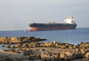 Πειρατεία σε δεξαμενόπλοιο στη Νιγηρία – Όμηροι τρεις Έλληνες ναυτικοί