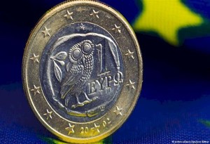 DW: 20 χρόνια ευρώ: success story ή εφιάλτης;