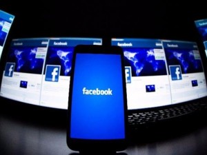H Facebook αναπτύσσει τεχνολογία που θα διαβάζει τη σκέψη