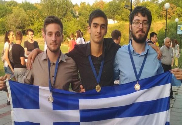 Ένα χρυσό και δύο αργυρά μετάλλια κατέκτησαν οι φοιτητές του Πανεπιστημίου Αθηνών στον 26ο διεθνή  Μαθηματικό Διαγωνισμό