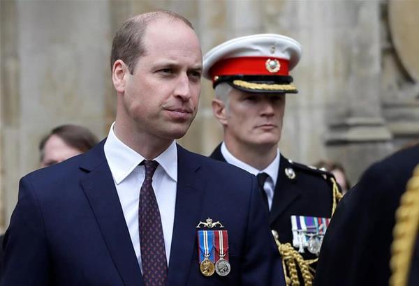 Daily Mail: Φωτογραφίες από το παρελθόν αναστατώνουν το βρετανικό παλάτι