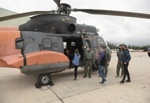 Γιορτή Πολεμικής Αεροπορίας: Μαθητές πέταξαν με ελικόπτερο Super Puma