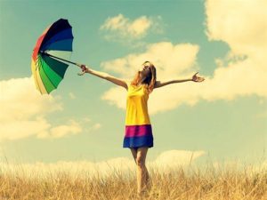 Ευτυχία: 15 τρόποι να τα βρεις ξανά με τον εαυτό σου