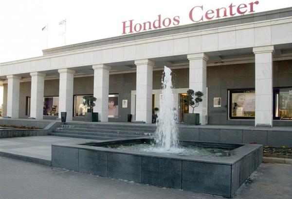 Τώρα και τα Hondos Center θα πωλούν παιχνίδια!