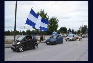 Θεσσαλονίκη : Μηχανοκίνητη πορεία των μελών του Ιερού Λόχου