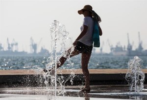 Ζεστός ο καιρός και σήμερα Πέμπτη  στη Θεσσαλονίκη 