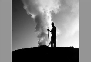 Έκθεση φωτογραφίας: οι καρβουνιάρηδες της Πίνδου του Πολυδεύκη Ασωνίτη