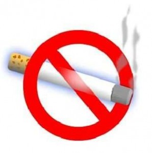 Συνταγματική η απαγόρευση του καπνίσματος