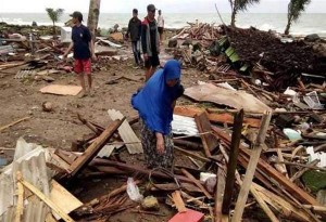 Τσουνάμι στην Ινδονησία: Στους 168 οι νεκροί και 30 οι αγνοούμενοι μέχρι στιγμής