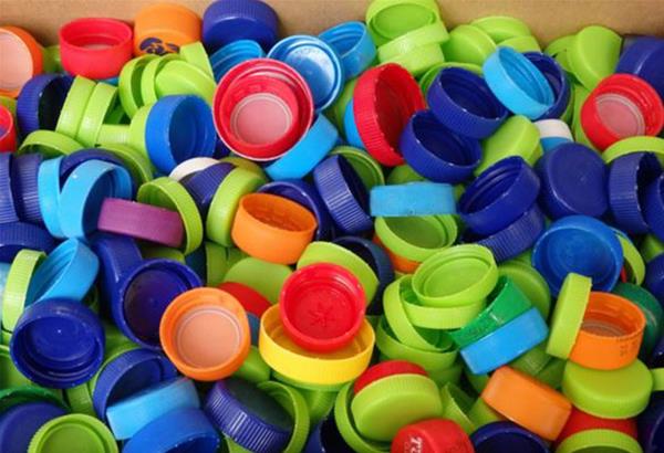 Ο Δήμος Νέας Προποντίδας μαζεύει πλαστικά καπάκια για καλό σκοπό