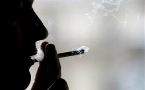 Νέα έρευνα για τις επιπτώσεις του καπνίσματος