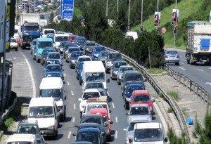 Θεσσαλονίκη: Τροχαίο ατύχημα στον Περιφερειακό πριν λίγη ώρα. Μποτιλιάρισμα στο σημείο