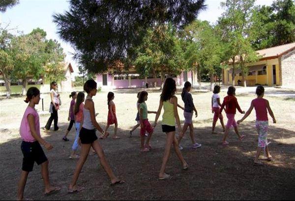 ΕΦΚΑ: Υποβολή αιτήσεων για τις παιδικές κατασκηνώσεις