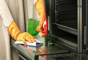 Ο πιο αποτελεσματικός τρόπος για να καθαρίζετε τον φούρνο σας!