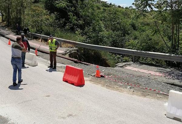 Δήμος Θέρμης: Καταστράφηκαν δρόμοι-καθίζηση στη γεφυρα που ενώνει Τρίλοφο-Πλαγιάρι