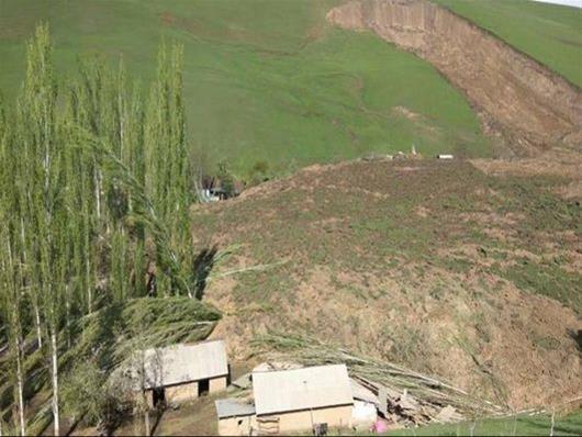 Κιργιστάν: Κατολίσθηση έθαψε ολόκληρο χωριό - Δεκάδες νεκροί 