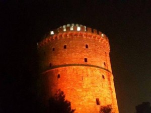 Ολονυκτία στην Θεσσαλονίκη σήμερα στο Λευκό Πύργο και στο πάρκο Ελευθερίας στην Αθήνα για την μη έκδοση των 8 Τούρκων αξιωματικών