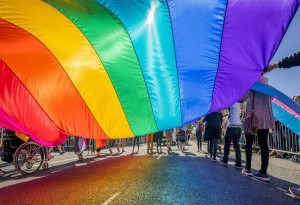 Η Ευρωπαϊκή Επιτροπή παρουσίασε την πρώτη ενωσιακή στρατηγική για την ισότητα των ΛΟΑΤΚΙ