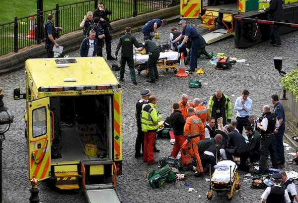 Τρομοκρατική ενέργεια το συμβάν έξω από το κοινοβούλιο στο Λονδίνο