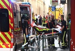 Τουλάχιστον 8 τραυματίες από έκρηξη στη Λυόν - Για επίθεση χωρίς νεκρούς έκανε λόγο ο Μακρόν