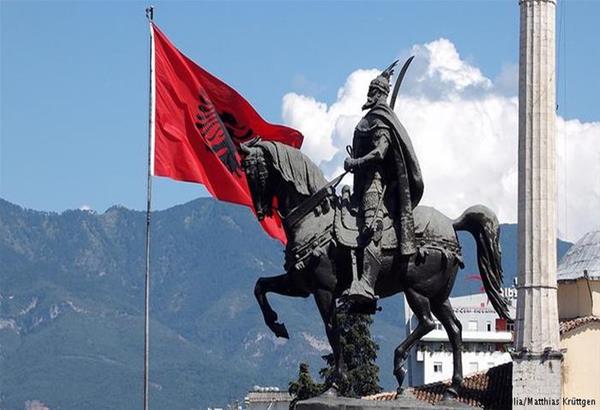DW: To «φάντασμα» της Μεγάλης Αλβανίας επιστρέφει;