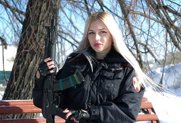 Μια 31χρονη μητέρα η πιο όμορφη της Εθνικής Φρουράς της Ρωσίας