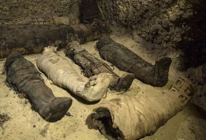 Αίγυπτος: Στο φως μούμιες άνω των 2.000 ετών